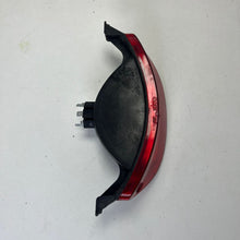 Carica l'immagine nel visualizzatore di Gallery, FARO POSTERIORE PEUGEUOT SPEEDFIGHT USATO ORIG. 204328B