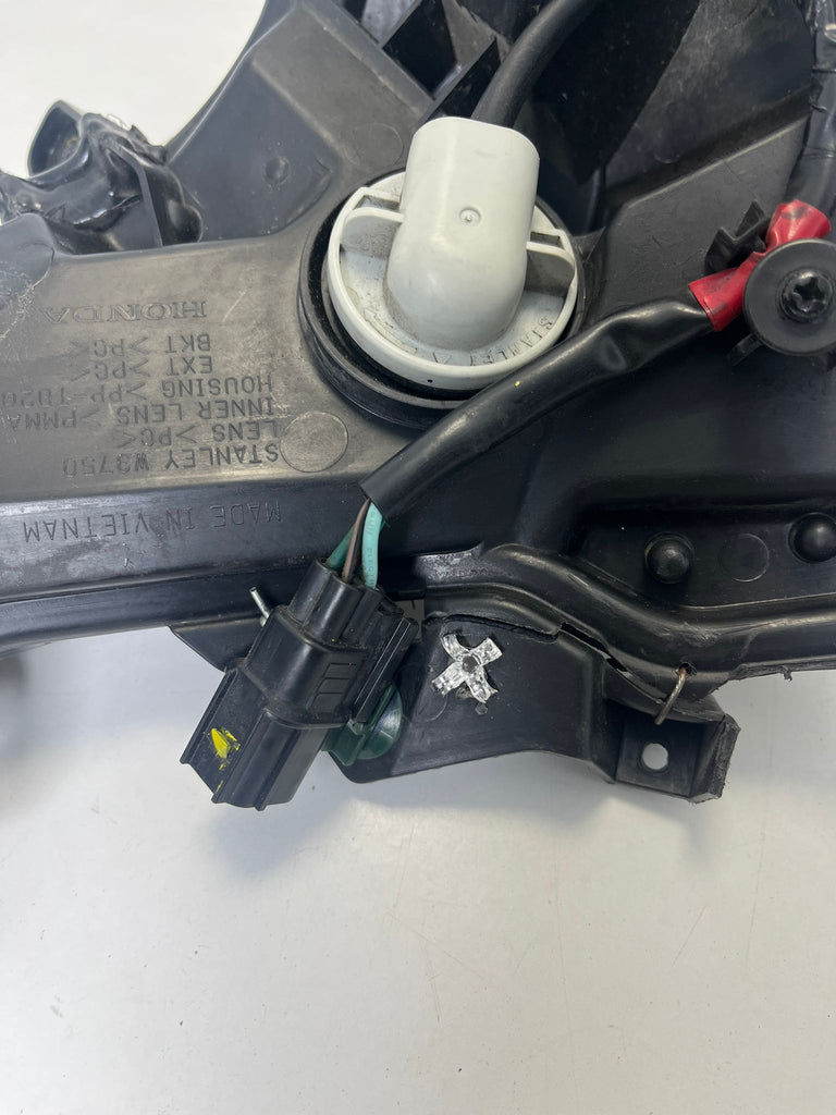 FRECCIA ANTERIORE DESTRA SH 2017 125/150 DAL 2017 AL 2019 33450K77V01