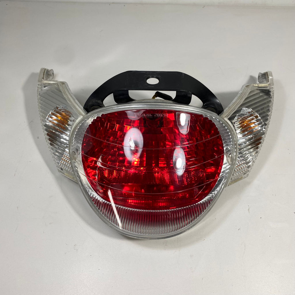 *USATO* FARO POSTERIORE APRILIA SCARABEO LIGHT 250-300CC ORIGINALE