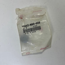 Carica l'immagine nel visualizzatore di Gallery, GOMMINO MONTAGGIO ORIGINALE HONDA 90542MB0000