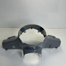 Carica l&#39;immagine nel visualizzatore di Gallery, COPRIFARO COPERCHIO MANUBRIO USATO VESPA GTS 300 HPE DAL 2019  1B005761000HT
