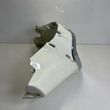 Carica l&#39;immagine nel visualizzatore di Gallery, COPRIFARO COPERCHIO ANTERIORE MANUBRIO MALAGUTI CENTRO USATO