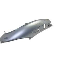 Carica l&#39;immagine nel visualizzatore di Gallery, Fianchetto Posteriore Sinistro Piaggio Beverly Tourer 500 dal 2005 fino al 2010