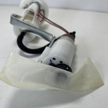 Carica l'immagine nel visualizzatore di Gallery, POMPA INIEZIONE SERBATOIO BENZINA PIAGGIO X7 - MP3  640518