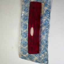 Carica l&#39;immagine nel visualizzatore di Gallery, TRASPARENTE FARO FANALINO POSTERIORE PIAGGIO HEXAGON