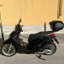 Carica l&#39;immagine nel visualizzatore di Gallery, PIAGGIO MEDLEY 200 SEMINUOVO