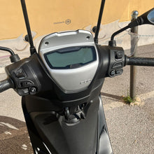 Carica l&#39;immagine nel visualizzatore di Gallery, PIAGGIO MEDLEY 200 SEMINUOVO