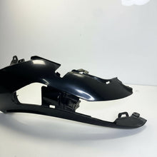 Carica l&#39;immagine nel visualizzatore di Gallery, Scocca Fianchetto Posteriore Sinistro Usato Piaggio Beverly 500 dal 2003 CM012101